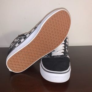 High top checkerboard vans